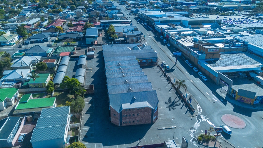 Commercial Property for Sale in Vincent Eastern Cape